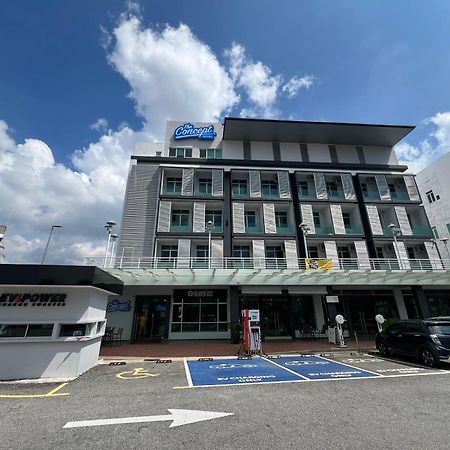 The Concept Hotel Melaka City Екстериор снимка