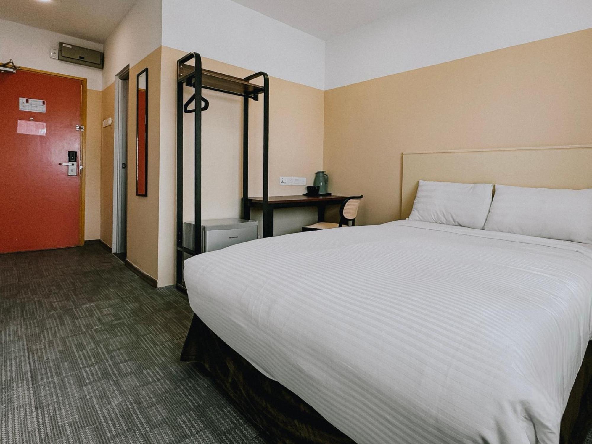 The Concept Hotel Melaka City Екстериор снимка